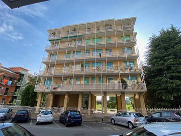 Box / Garage di 13 m² a Biella