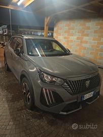 22000 km Peugeot 2008