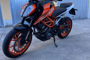 Ktm duke 390