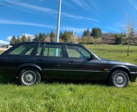 BMW E30 318i Touring Automatica