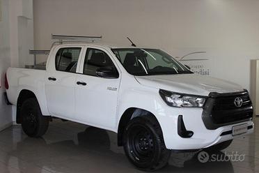 TOYOTA HILUX 2.4 D4D M/T DC 4X4 COMFORT .VC.