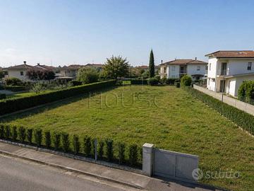 Terreno di 587 m² a San Giustino