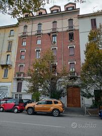 MONOLOCALE 25mq zona Bocconi, IED
