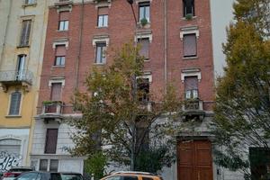 MONOLOCALE 25mq zona Bocconi, IED