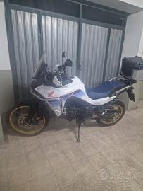 Honda Transalp 750