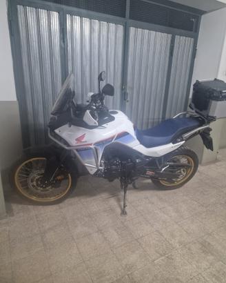Honda Transalp 750