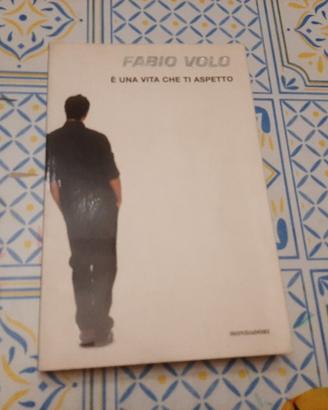 Libro È una vita che ti aspetto 