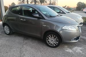 Lancia Ypsilon 1.2 69 CV 5 porte