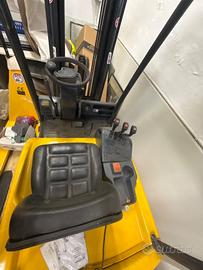 Carrello elevatore Jungherich triplex