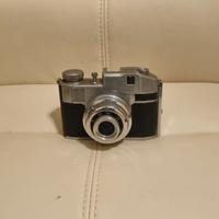 Antica macchina fotografica