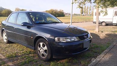 Opel Vectra B 2.0 DTI 16V Edition 2000 – UNIPRO, S