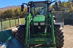 Trattore John Deere 5115 r