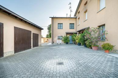 BIFAMILIARE A REGGIO NELL'EMILIA