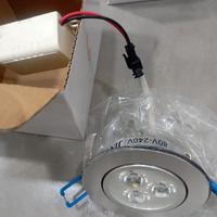 n.12faretti a led come da foto