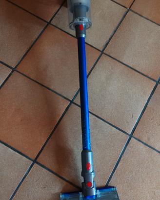 dyson  v 11 absolute non si accende