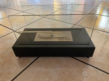 Camino a bioetanolo da tavolo con bioetanolo