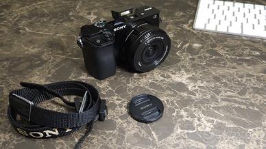 Sony alpha 6000 - macchina fotografica mirrorless