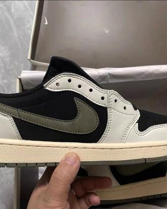 Jordan 1 Retro Low OG SP Travis Scott Olive EU42