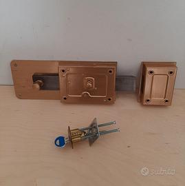 Serratura Ferroglietto Catenaccio 