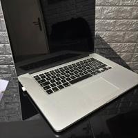 MacBook Pro 15” – Intel Core i7 2.5 GHz