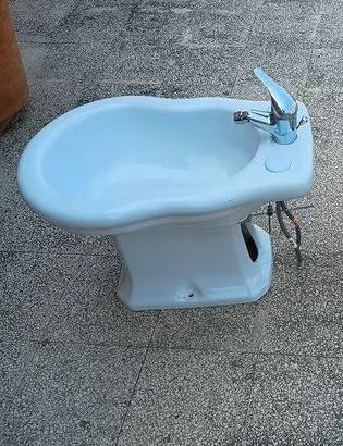 Bidet a terra Paestum 3 fori