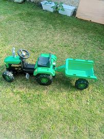 trattore con rimorchio 