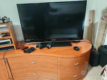 TV Samsung 40 e 32 pollici