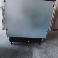 Lavastoviglie ad incasso 