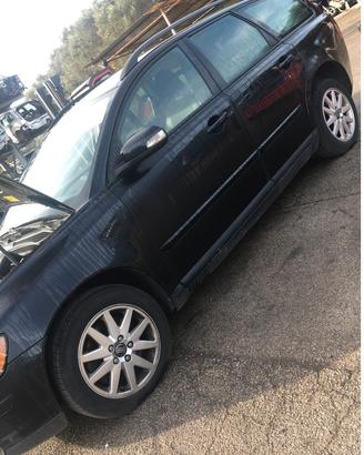Ricambi Volvo V 50 20d nera anno 2006