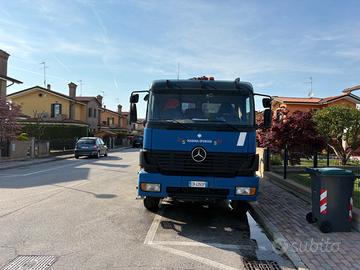 Autospurgo Mercedes atego