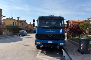 Autospurgo Mercedes atego