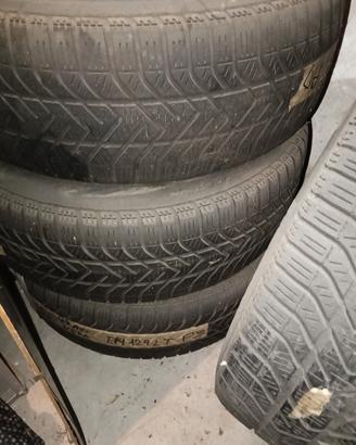 4 cerchi in ferro 16 + gomme