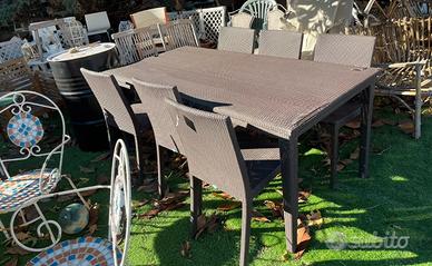 6 sedie uno più in buonissimo stato 170€