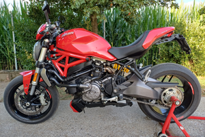 Ducati monster 1200