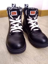 Scarponcini Levi's neri in simil pelle 