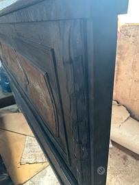 Letto in legno antico