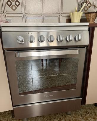 Forno Tecnogas con piano cottura 4 gas