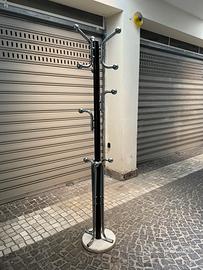 Appendiabiti anni70 bracci cromati e base in marmo