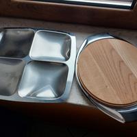 Vassoio con tagliere e antipastiera