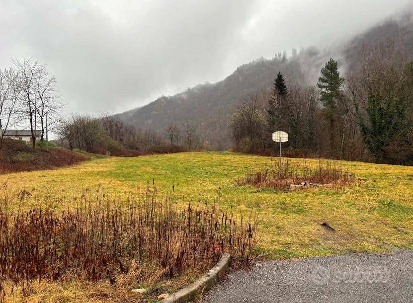 Immobile in asta di 26982 m² a Valganna - Vista 3