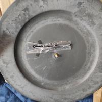 Due piatti orologio  finto peltro