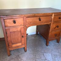 Scrivania in legno massello