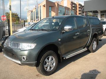 Mitsubishi L200 2.5 DI-D/136CV DC Invite DPF