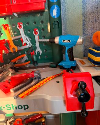 Banco attrezzi da bambino