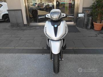 PIAGGIO Beverly 300 i.e. Hpe S ABS Euro 5 - RCA+