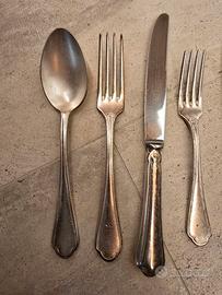 posate bagnate in argento anni 60'