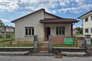 Indipendenza, giardino e tranquillità: villetta...
