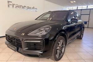 PORSCHE Cayenne 3.0 V6