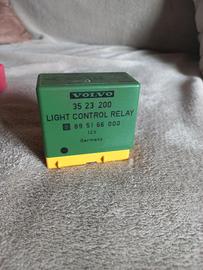 Volvo ref. 35 23 200 relè controllo luci