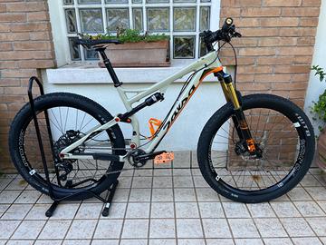 Mountainbike marca Salsa, modello "Ponyrustler".